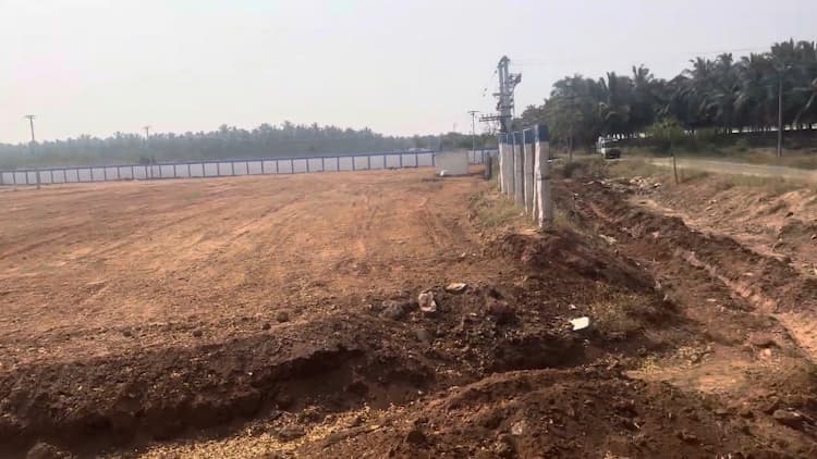 1.30 Acre Land for Sale in Main Road Base