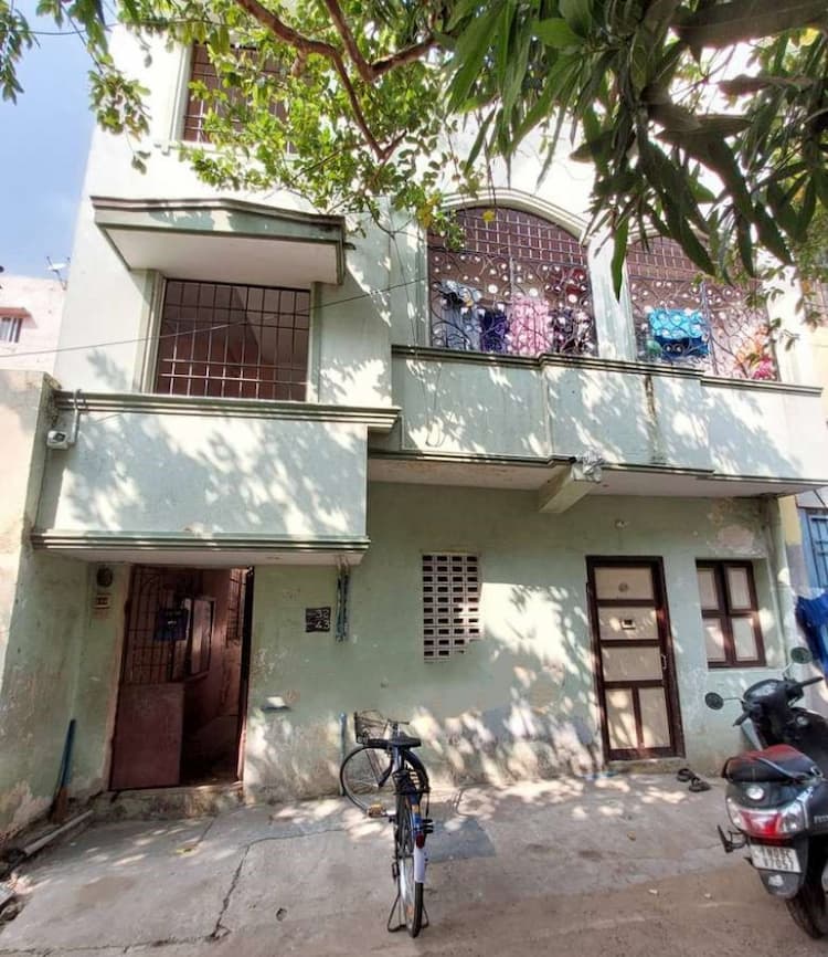 4bhk house for sale 