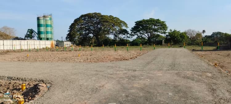 plot for sale 