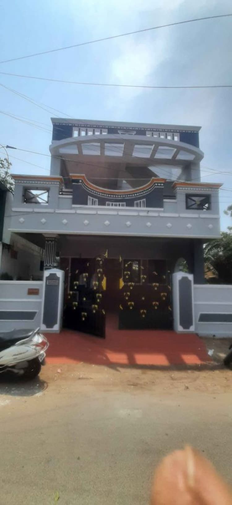 INDIPENTED HOUSE FOR DUPLEX MODEL. 