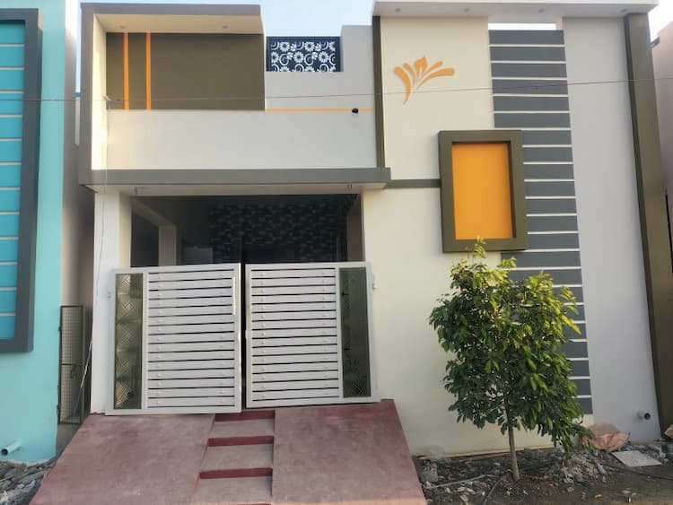 Gandipuram Saravanampatti Kovilpalayam  K M C H   Hospital house for sale