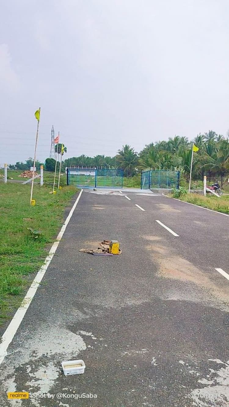 Excellent DTCP land in near kinnathukadavu 