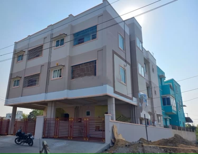 5bhk house for sale