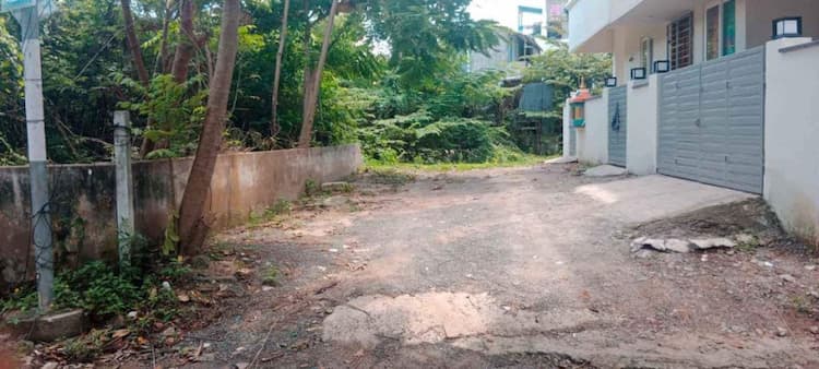 ECR INJAMBAKKAM/OPP SEASIDE/HALF GROUND for sale