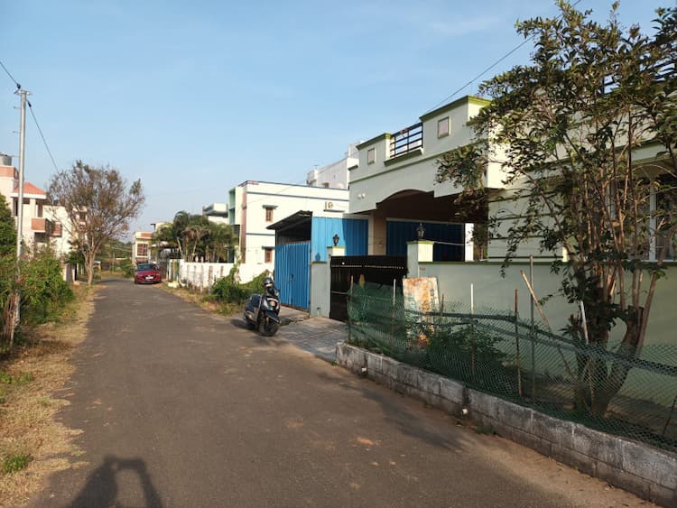 Individual HOUSE SALE IN VADAVALLI