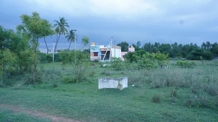 Resale Plots for Seles in Guduvanchary