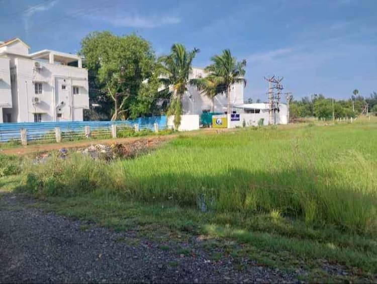Residential plots in ECR Pattipulam