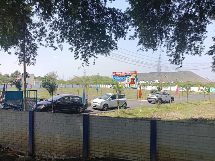 Plots Sale @ GST Mahendra World City,Chettipuniyam