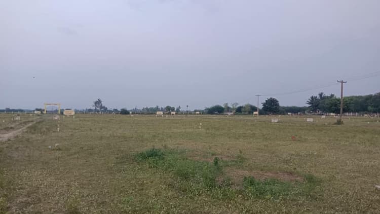 Villa plote for sale