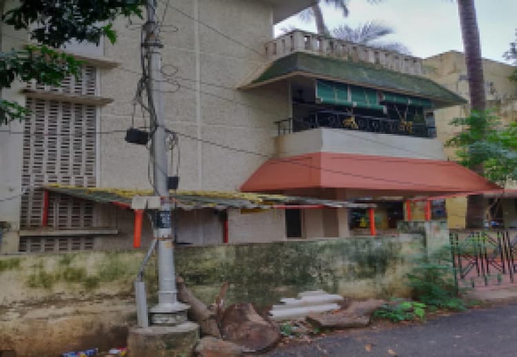 INDEPENDENT HOUSE FOR SALE