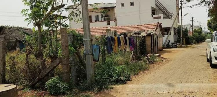 Land With Old Building For Sale