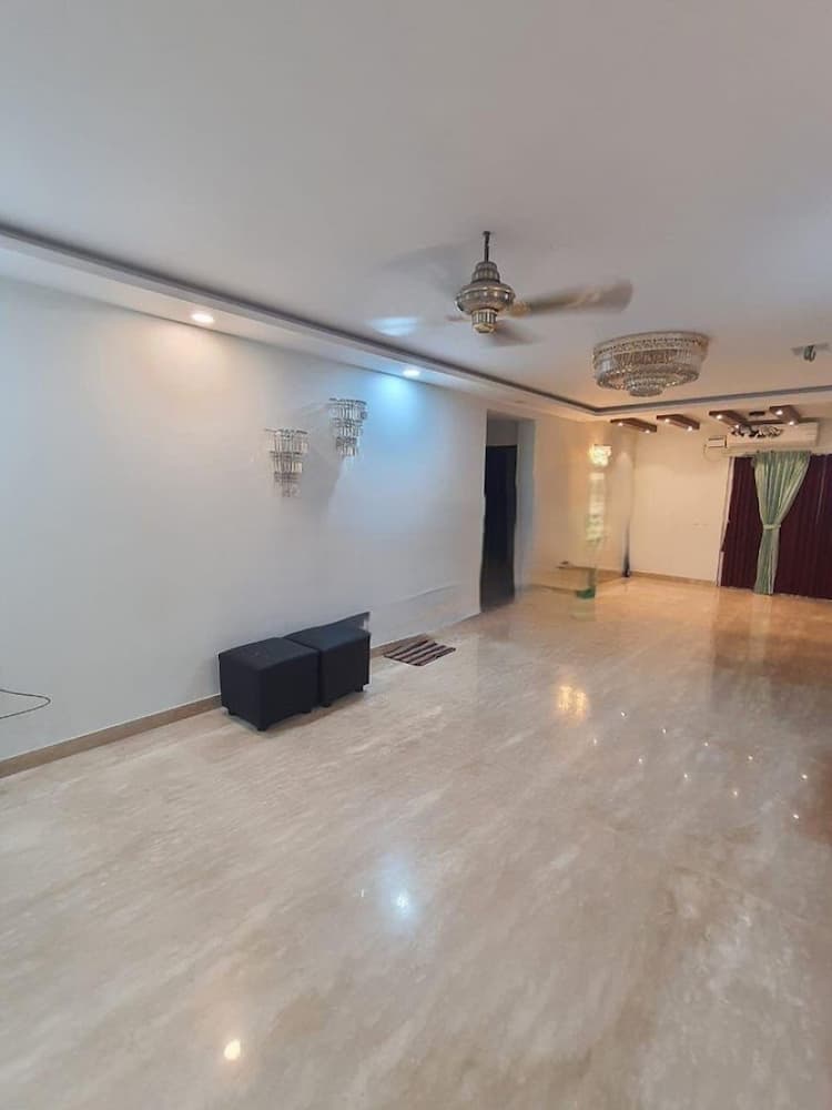 4bhk flat for sale 