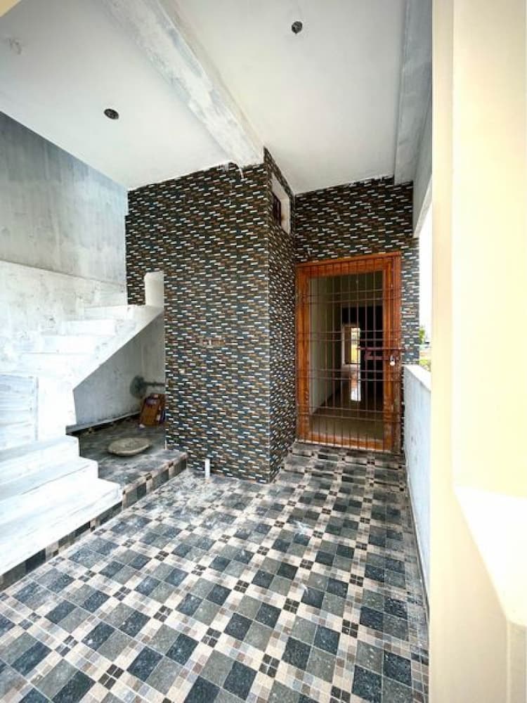 Villa sale