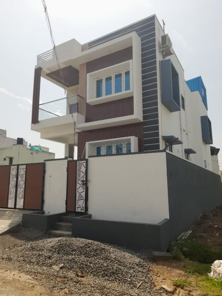 Villa sale