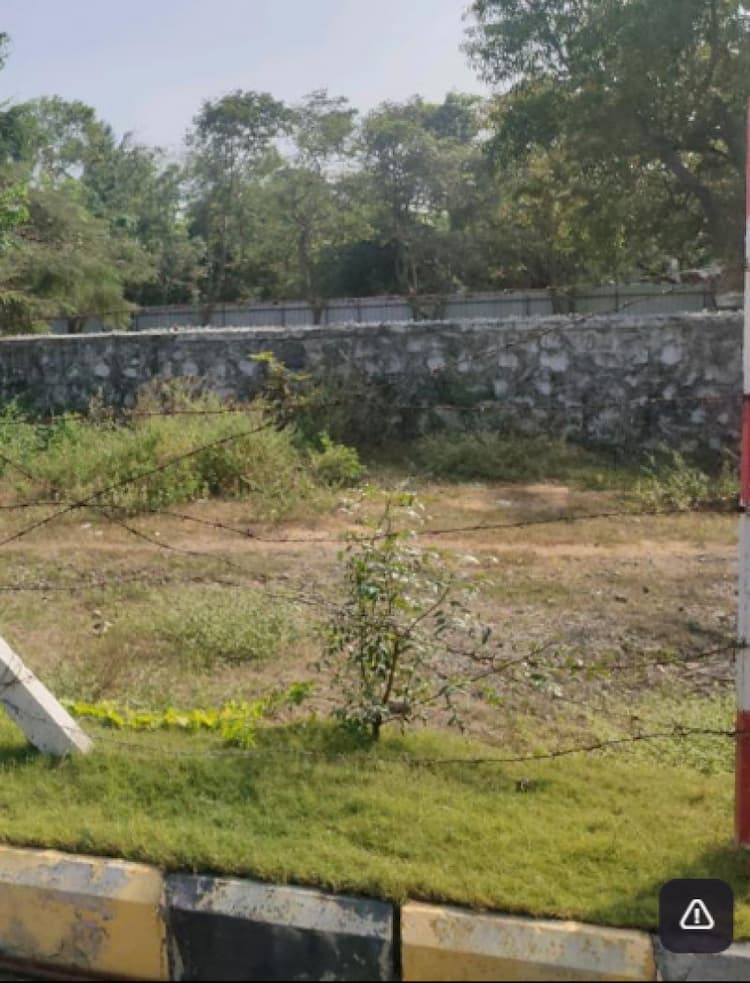 plot for sale 