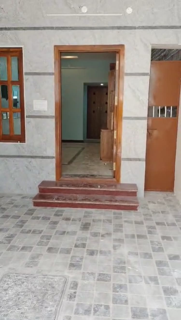 2 Portion house For Sales