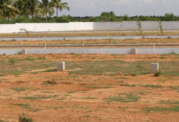 plot for sale 