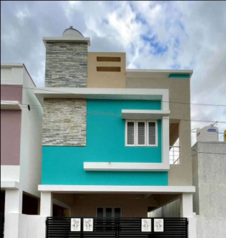 2BIG CARPARKING HOME SALE SARAVANAMPATTY