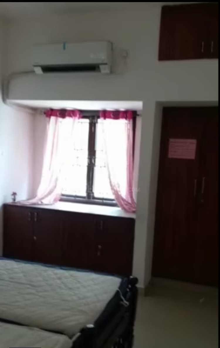 Flat for sales