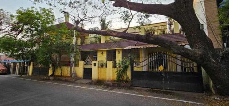 "5-BHK" Individual duplex House for Sale