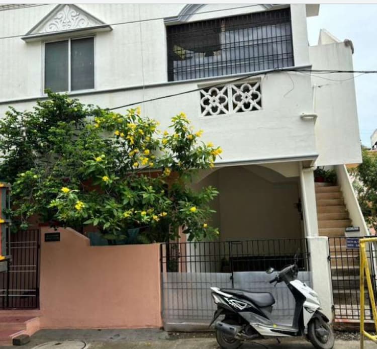 Flat for sales
