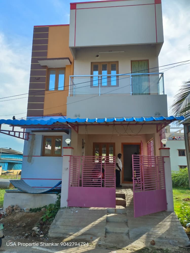 INDIVIDUAL HOUSE FOR SALE DUPLEX