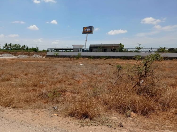 LAND FOR RENT