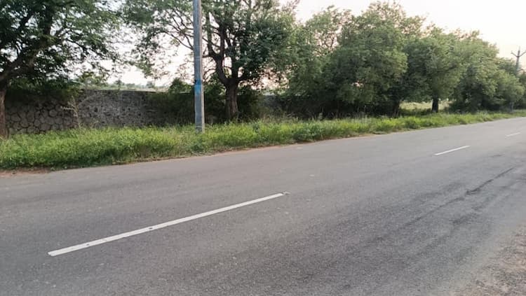 Gst (NH) near chengalpattu  8.50 acres punjai land for sale