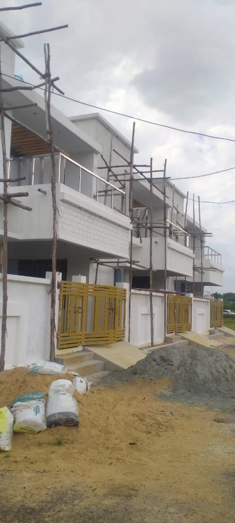 ANNALAGRAHARAM PROPERTY