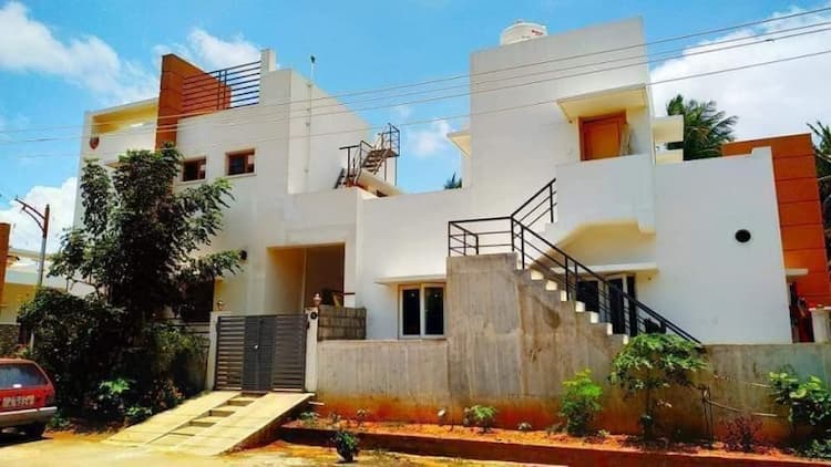 2 BHK HOUSE FOR SALE