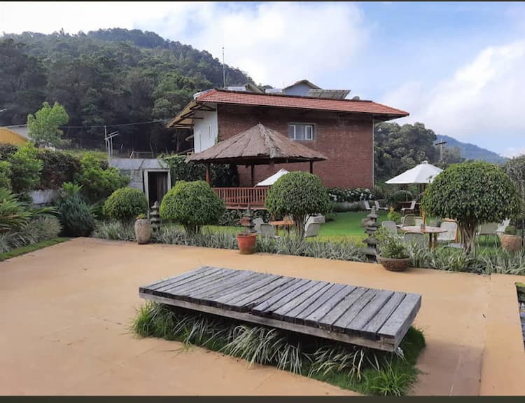 Resort house for sale