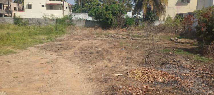 8.2 Cent Land for Sale