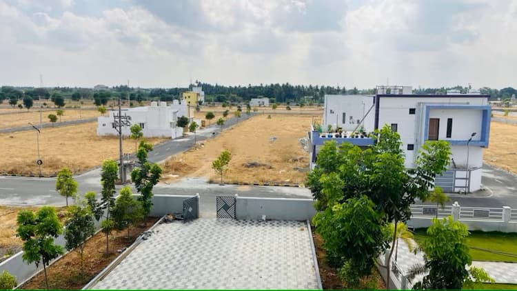 plot for sale 