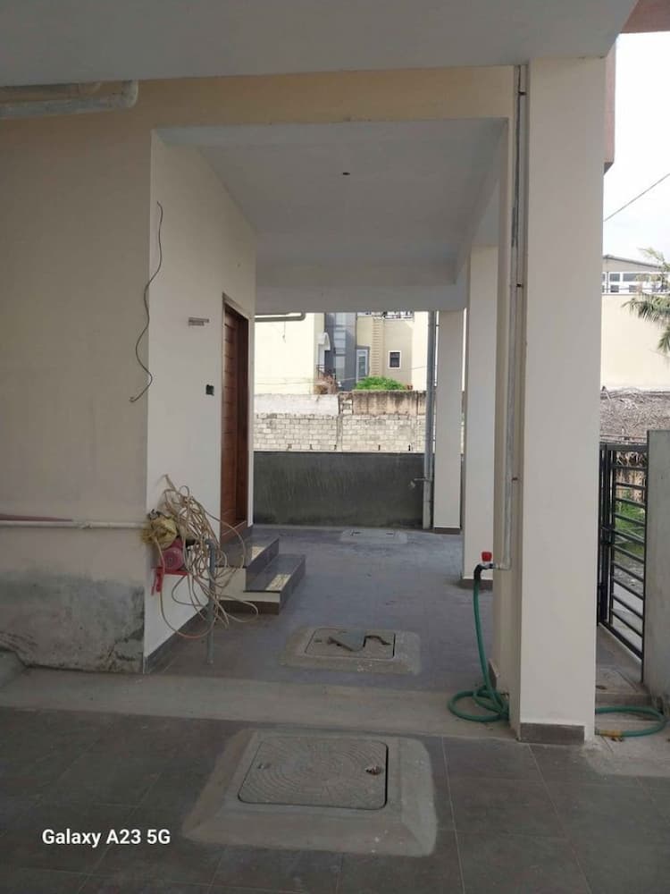 Single Property Image