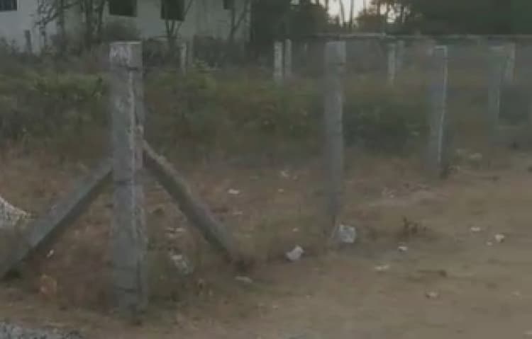 2400 sqft land for sales