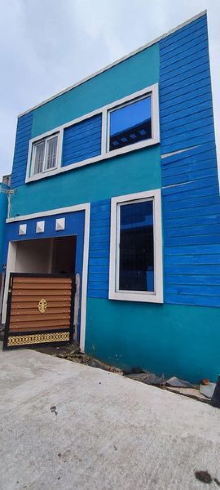 Villa sale