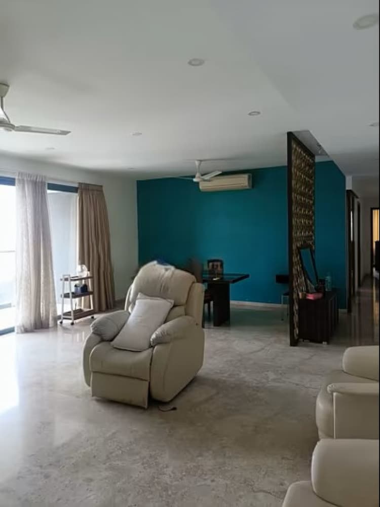 4bhk flat for sale 