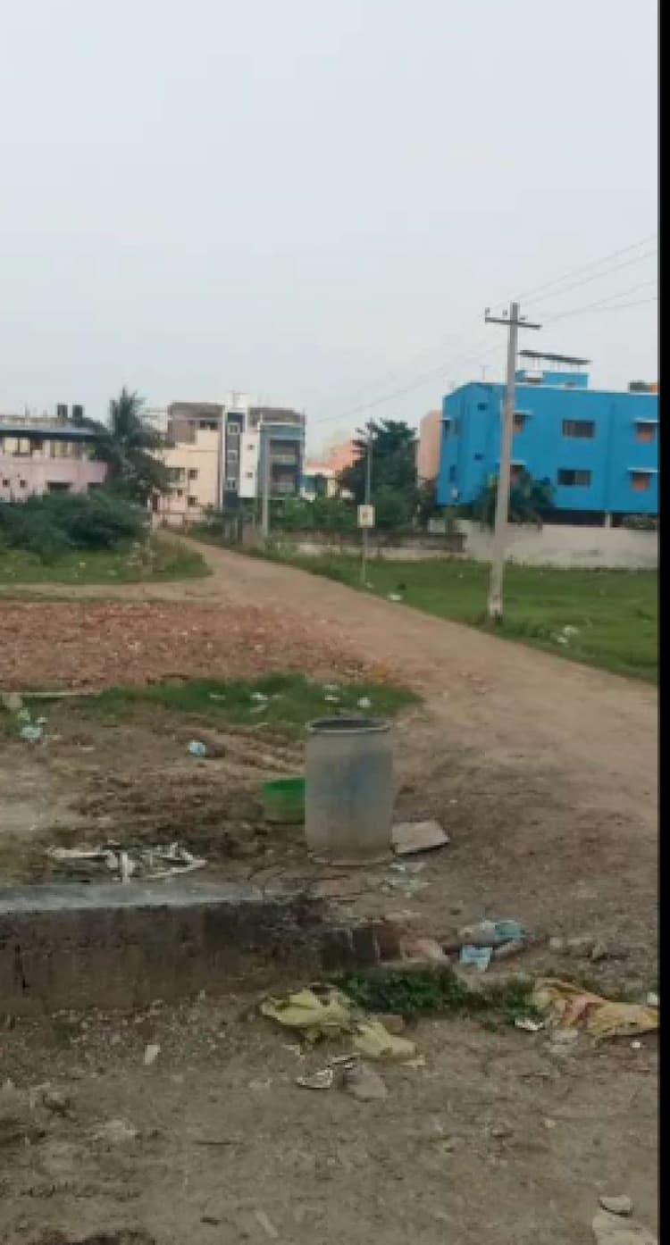 plot for sale 
