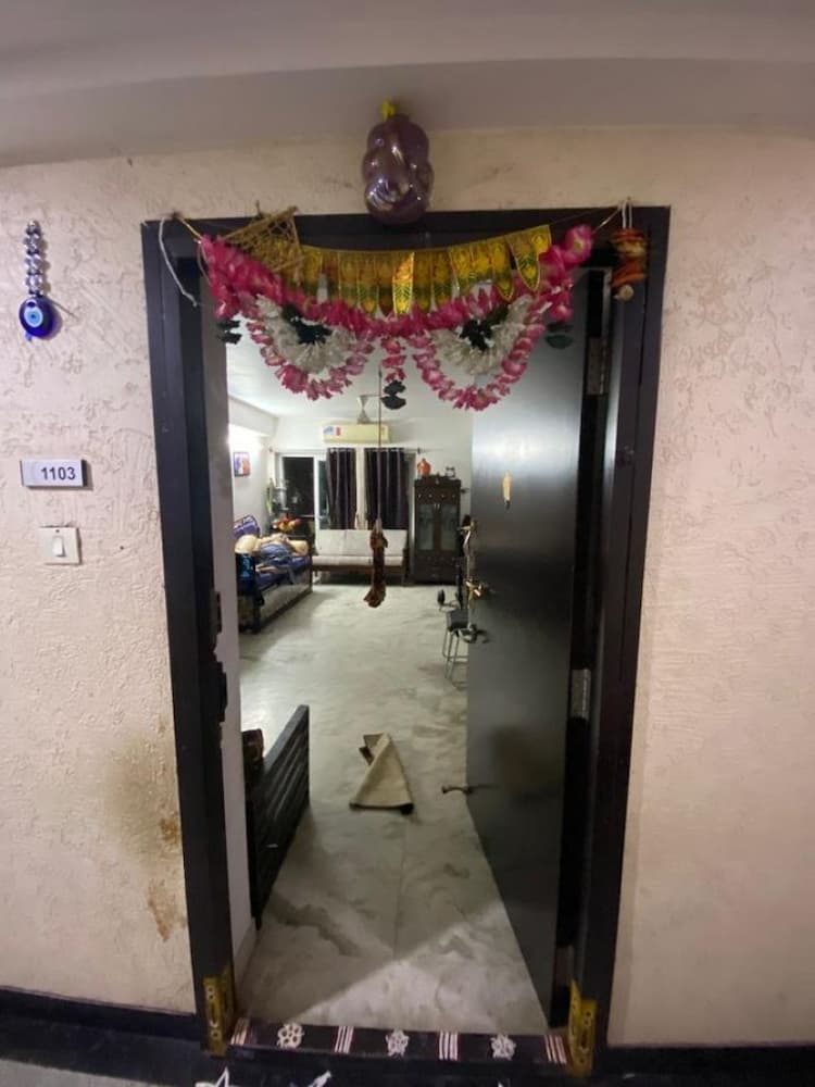 Flat for sales