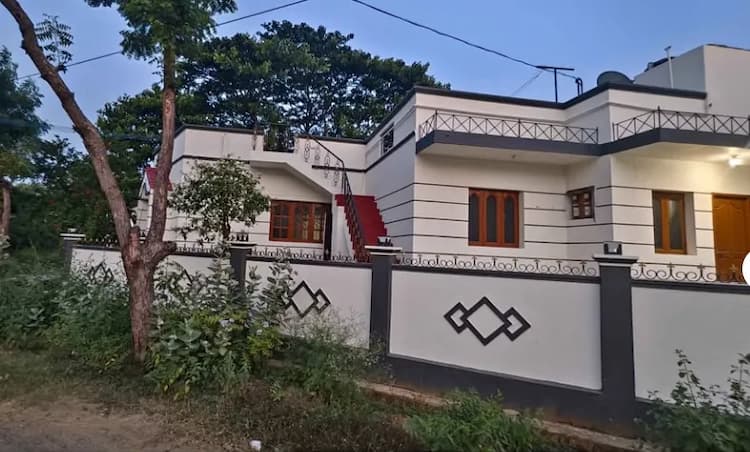 4BHK House