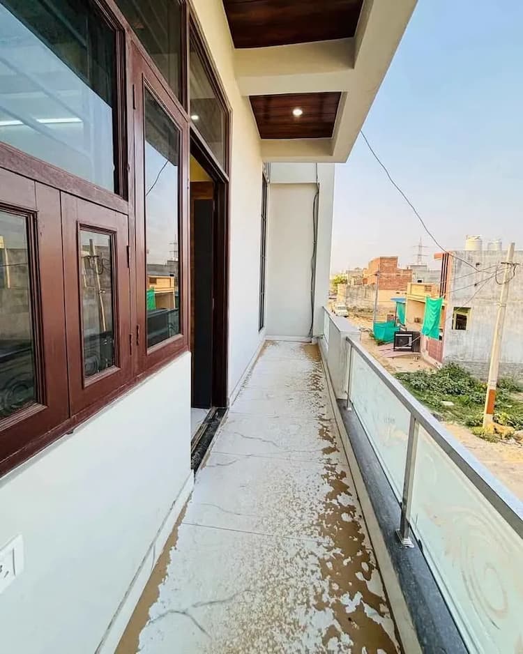 Single Property Image