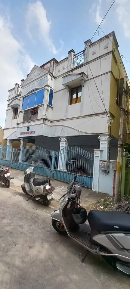 10BHK House