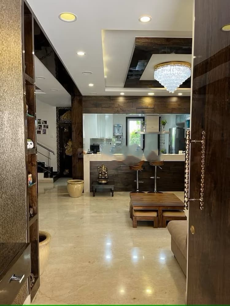 5bhk house for sale
