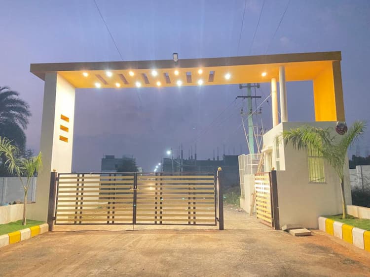 2 BHK House and Villa