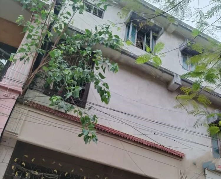 4bhk house for sale