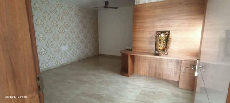 2nd floor office for rent