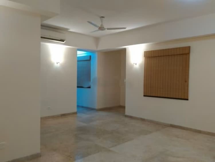 5bhk house for sale