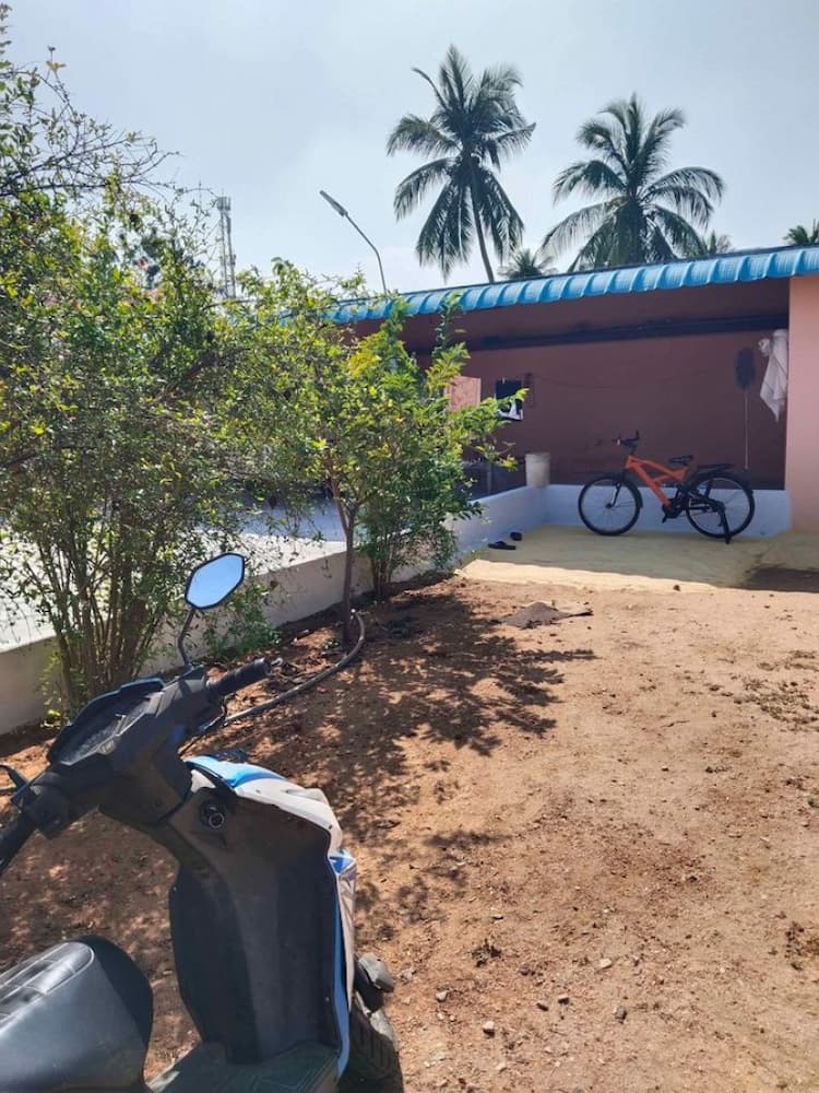 33 cents land with house