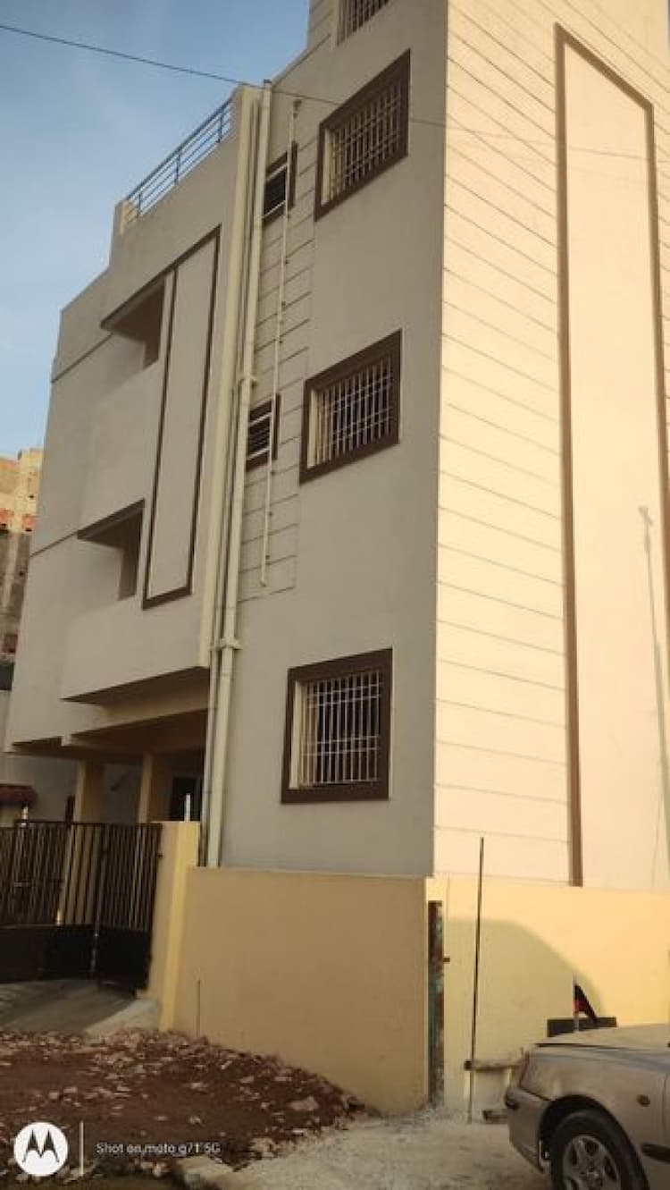 Newly constructed house FOR SALE