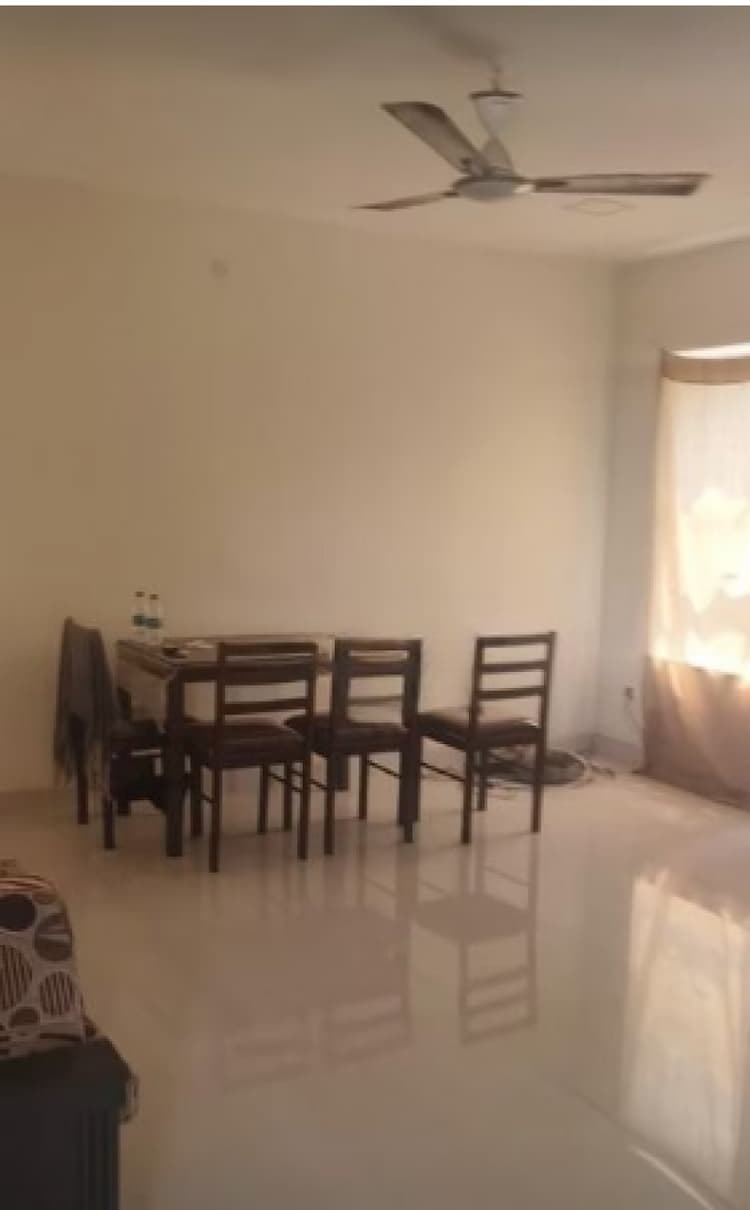 6 BHK house for sale